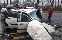 На трассе Киев - Чоп в ДТП с тремя авто погибли два человека
