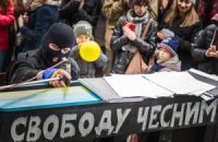 Piano Extremist: «Жить нужно для людей. Это идеал такой»
