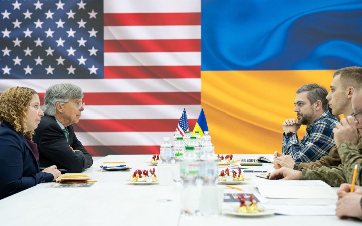 Заступник Умєрова зустрівся із зустрівся з делегацією Інституту миру США