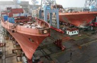За год промышленность упала почти на 5% 
