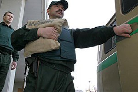 НБУ изучает возможность передачи инкассации на аутсорсинг 