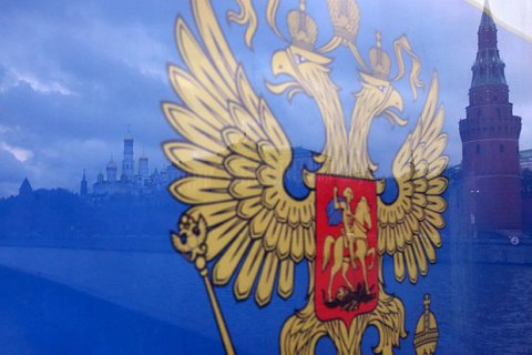Кремль попытается вернуть политическое влияние в Украине путем вмешательства в выборы, - EU Political Report