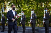 Зеленський вшанував пам’ять загиблих у Другій світовій війні на площі Слави у Києві