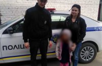 У Херсоні матір і бабуся обливали на вулиці холодною водою 6-річну дівчинку