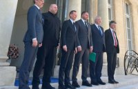 Перші деталі про переговори в Парижі: з представниками 3 країн обговорили багатонаціональний контингент