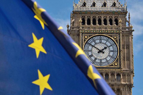 Палата лордов Великобритании одобрила поправки к законопроекту о Brexit
