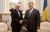 Порошенко сообщил о подготовке к встрече лидеров "нормандской четверки"