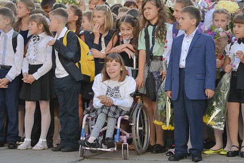 Школьникам с особыми образовательными потребностями могут продлить обучение на 2 года