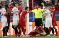 В ворота "Севильи" были назначены три пенальти в матче Лиги чемпионов