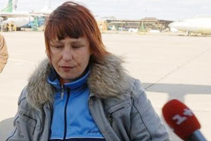 Мать Оксаны Макар взяли под охрану из-за угроз