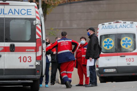 За сутки в Украине обнаружили более 38 тыс. новых случаев коронавируса