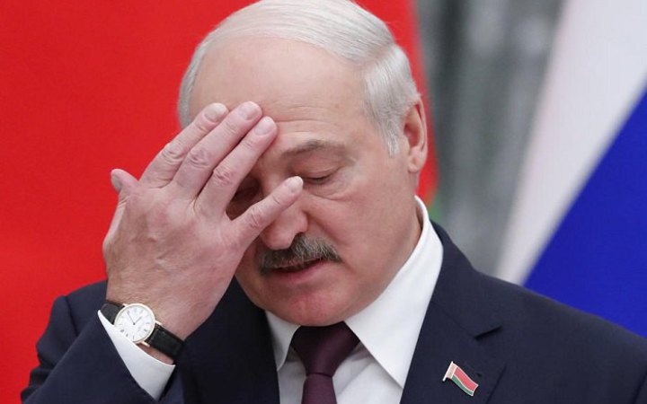 Білоруський диктатор Олександр Лукашенко помилував 25 в'язнів