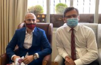 Глава МИД встретился с украинским футболистом Зозулей в Мадриде