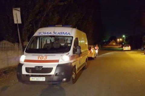 В Киеве микроавтобус наехал на троих пешеходов, есть погибшие