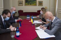 Україна просить Париж відреагувати на візит французьких депутатів Європарламенту в окупований Крим