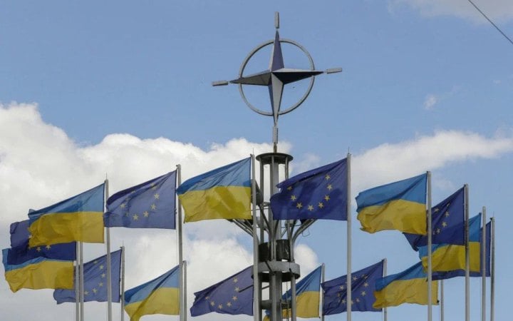 Майбутнє і його образ: євроатлантика, в яку Україна йшла і в яку Україна йде 