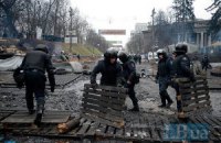 Милиция отступила с Грушевского к Кабинету министров