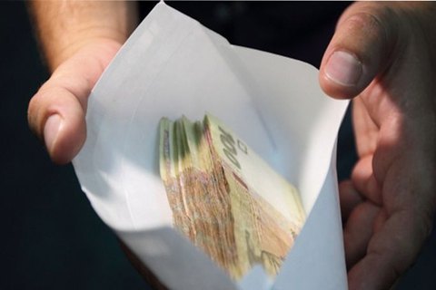 Подполковник СБУ попался на продаже информации о телефонных разговорах граждан