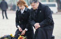 Порошенко назвал Голодомор проявлением гибридной войны против Украины