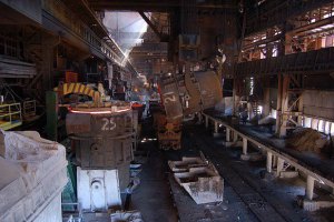 За полгода промышленность обвалилась на 5,3%