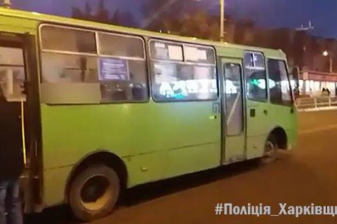 П'яний харків'янин викрав маршрутку і потрапив у ДТП