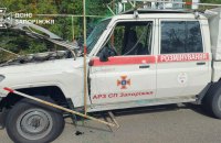 У Запоріжжі російський дрон атакував автомобіль саперів ДСНС