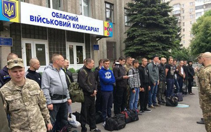 Уряд оновив правила взяття на військовий облік: подати дані до військкомату можна буде через Дію