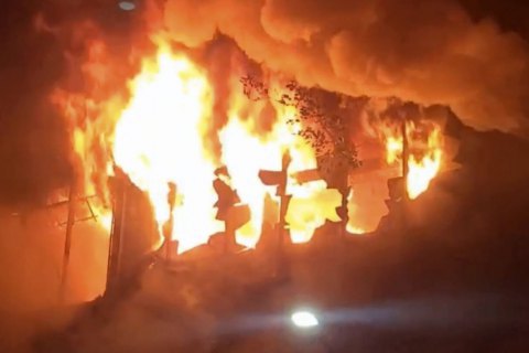 В тайваньском городе Гаосюн результате пожара в доме погибли 46 человек