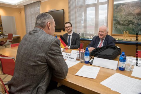 Закон про столицю має бути доопрацьований, - спецпредставник уряду Німеччини Мільбрадт 