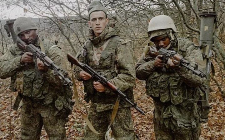 Обіцяли 3000 доларів і роботу водієм. Як працює російська вербувальна мережа в Африці 