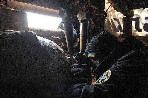Один военный ​​погиб, двое ранены за сутки на Донбассе (обновлено)