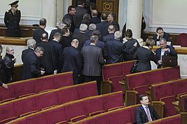 БЮТ покинул Раду. НУНС требует отставки Литвина