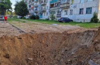 На Чернігівщині росіяни скинули вибухівку на автомобіль з хлібом
