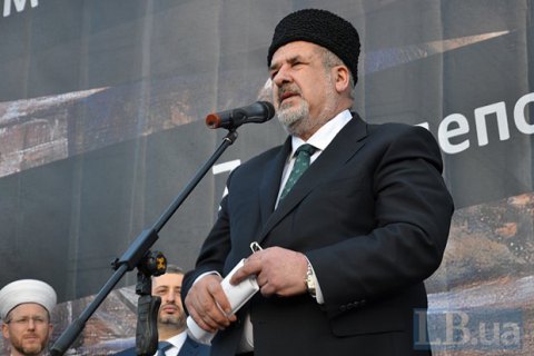 Чубаров запропонував переписати розділ Конституції про Крим