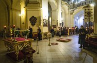 ​Єпископи РКЦ та УГКЦ закликали не зачиняти храми під час локдауну