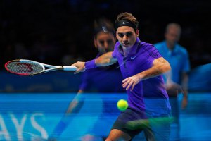 Федерер выиграл 250-й матч под крышей