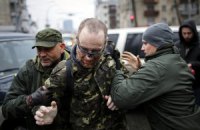 Боец "Айдара" рассказал о своем похищении на акции у Минобороны