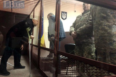 Второе подозрение Павловского касается запугивания активистов и депутатов в Херсонской области