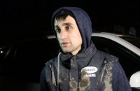 В Джанкое сына крымскотатарского активиста избили и обыскали люди в балаклавах
