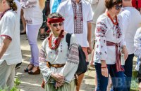 В метро Киева 17 мая будут пропускать пассажиров в вышиванках бесплатно