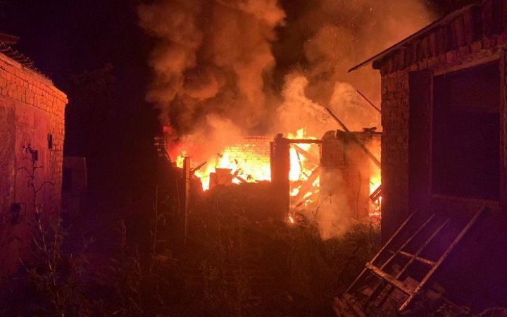 ​Через ворожі обстріли загорілося сміттєзвалище в Балаклії на Харківщині