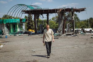 Террористы из "Градов" обстреливают Дебальцево