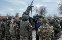 Макрона закликали створити коаліцію військових інструкторів