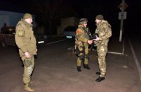 В Марьинку прибыло подкрепление спецназа и полиции