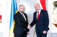 Посол України вручив вірчі грамоти президенту Угорщини 