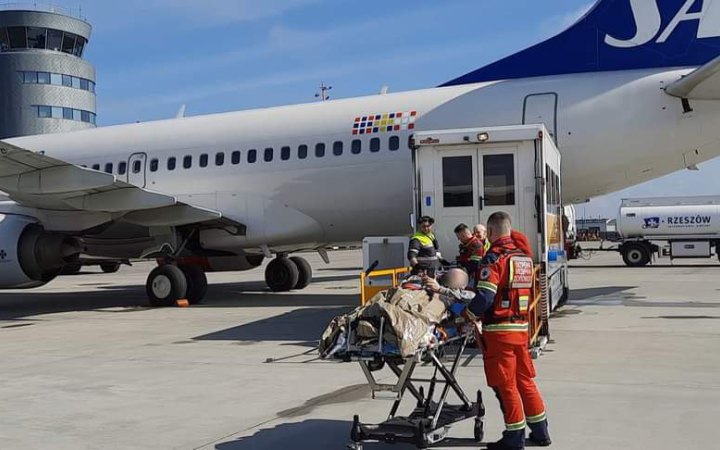 37 українців вивезли на лікування за кордон