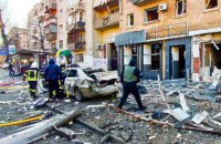 ПВО сбила ракету над Киевом, обломки упали на дом на Куреневке (обновлено)