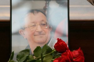 После смерти Стругацкого перестала существовать его премия