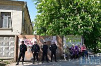 В Киеве на Барбюса произошел конфликт между застройщиком и местными жителями (обновлено)