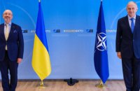 Віцепрем'єр Резніков зустрівся із заступником генсекретаря НАТО 